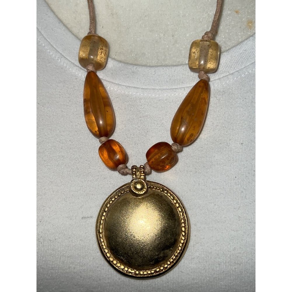 Gold Disc and Glass Necklace -- 18"